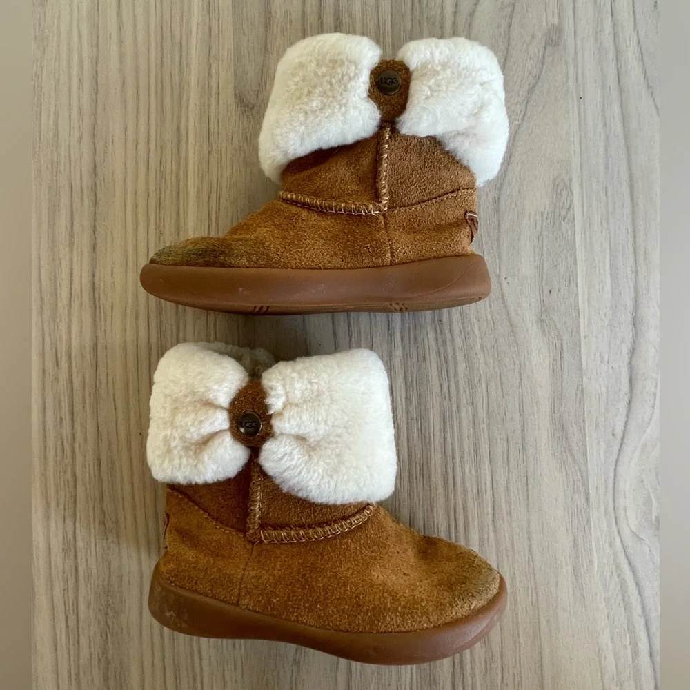 UGG Kids Boots in Brown and Cream